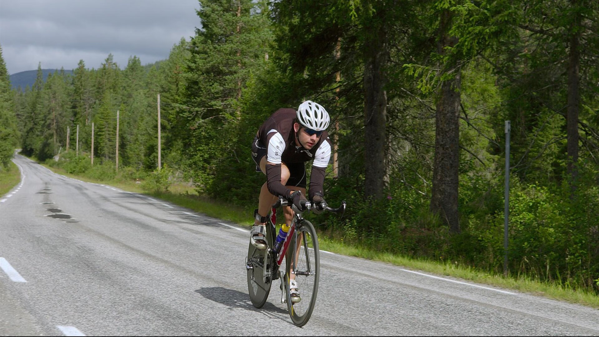 灰熊连续得分压制奇才，东契奇成为关键先生