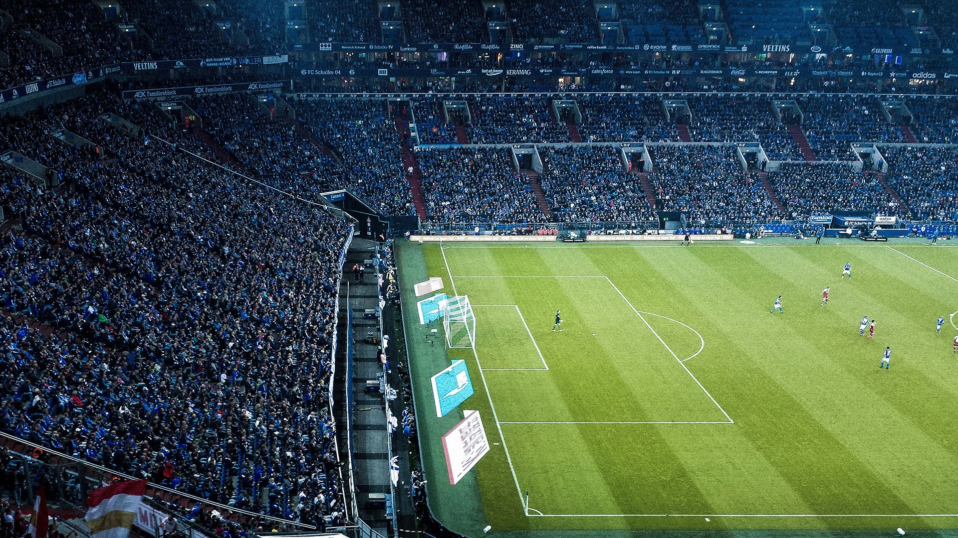 绿茵场上的绝杀与羽球场上的传奇，当法国队逆转泰国，辛杜刷新历史